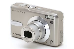 Fujifilm FinePix F30