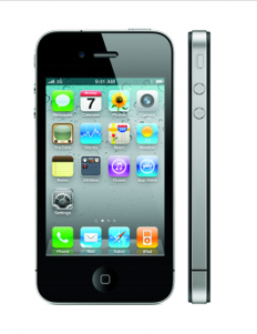 iPhone 4 goes on sale in India
