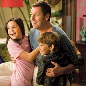 Movie studios to begin VoD service for films still in theaters