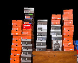 Former Apple manager was hiding $150,000 in shoe boxes