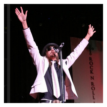 Kid rock tells fans Download it illegally - I don't care