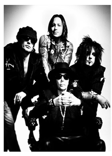 M�tley Crue julkaisee uuden sinkkunsa Rock Band -peliss�