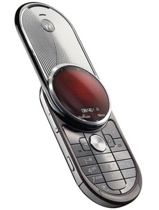 Motorolalta 2000 dollarin AURA-tyylipuhelin