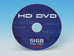 Toshiban 51 gigatavun HD DVD hyv�ksyttiin